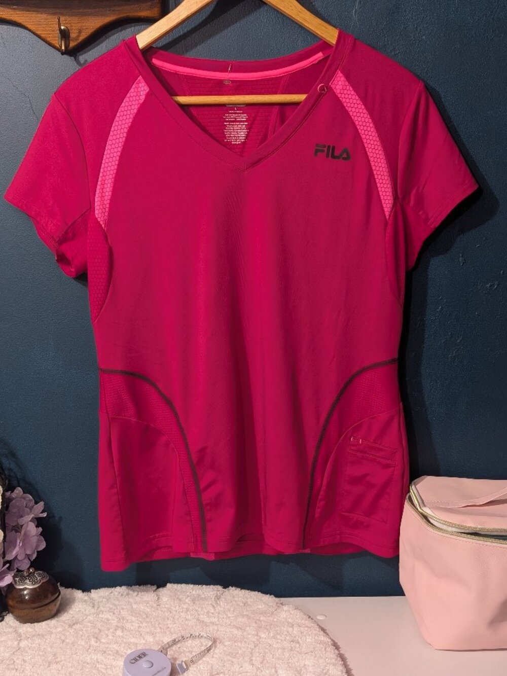 Fila Sport Performance V-Neck Athletic Top • Fuchsia • Women's Size L